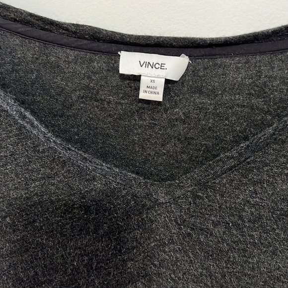 VINCE Dark Grey Long Sleeve V Neck Top Size XS - Picture 3 of 7